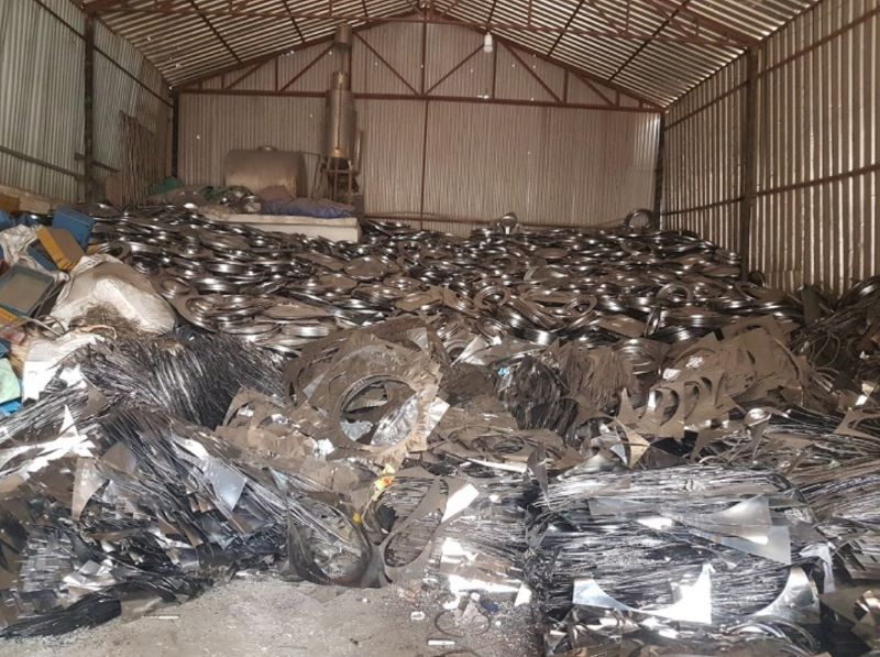 Những lý do nên bán Inox phế liệu
